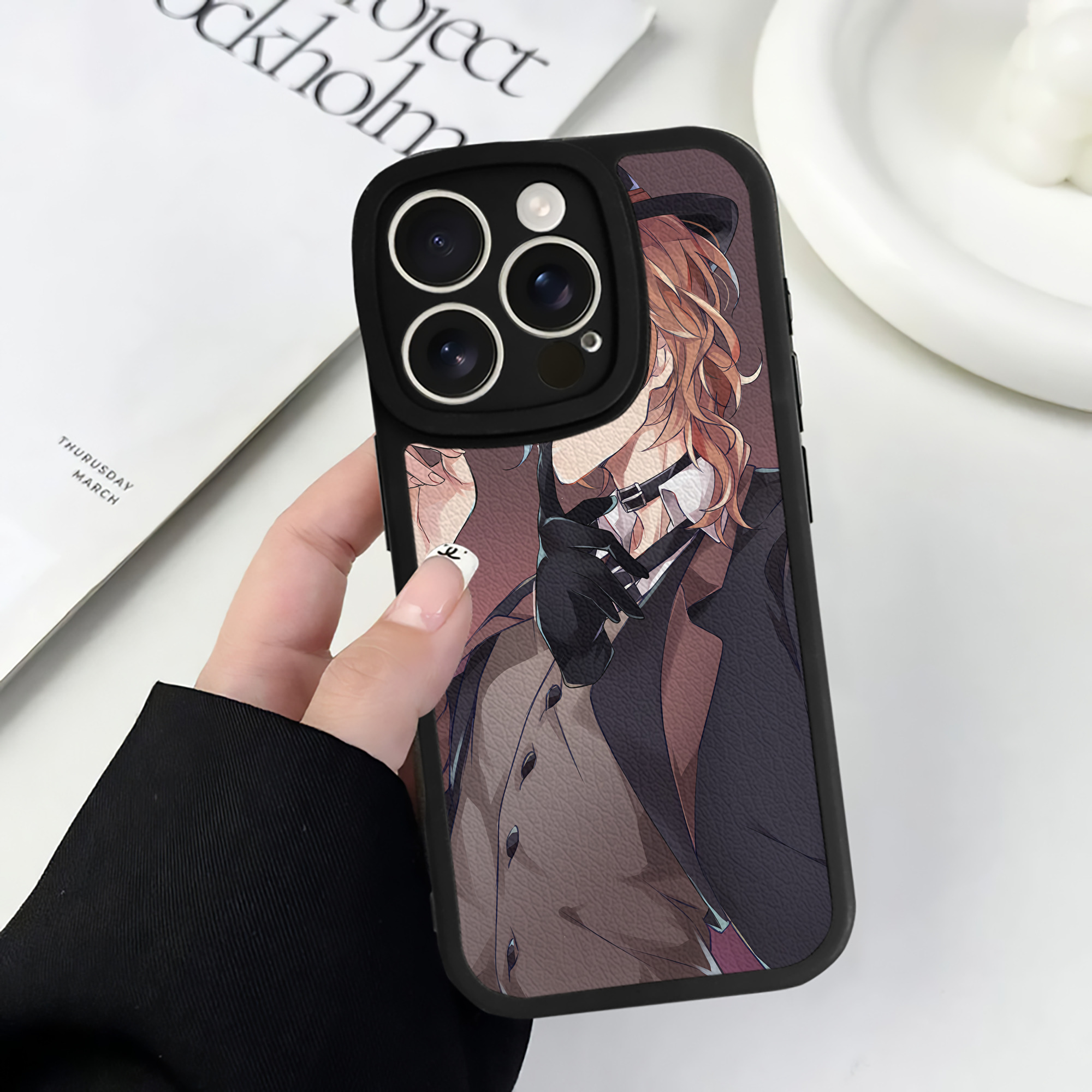 （画像用） 文豪ストレイドッグス Bungo Stray Dogs 【iPhone 16シリーズ対応】シリコンスマホケース（レザー調） 材質：シリコン